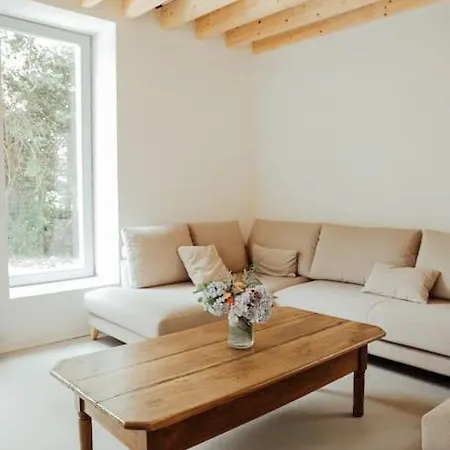 Casa De Coves * بونتيدويمي